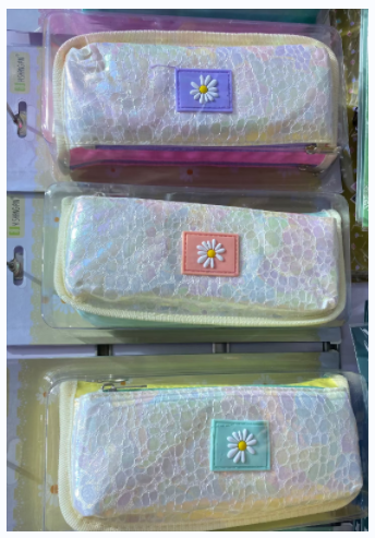 卡通创意文具盒 