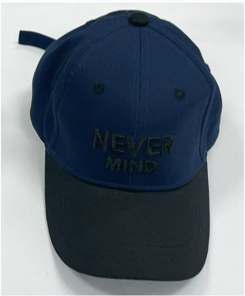 字母刺绣棒球帽 